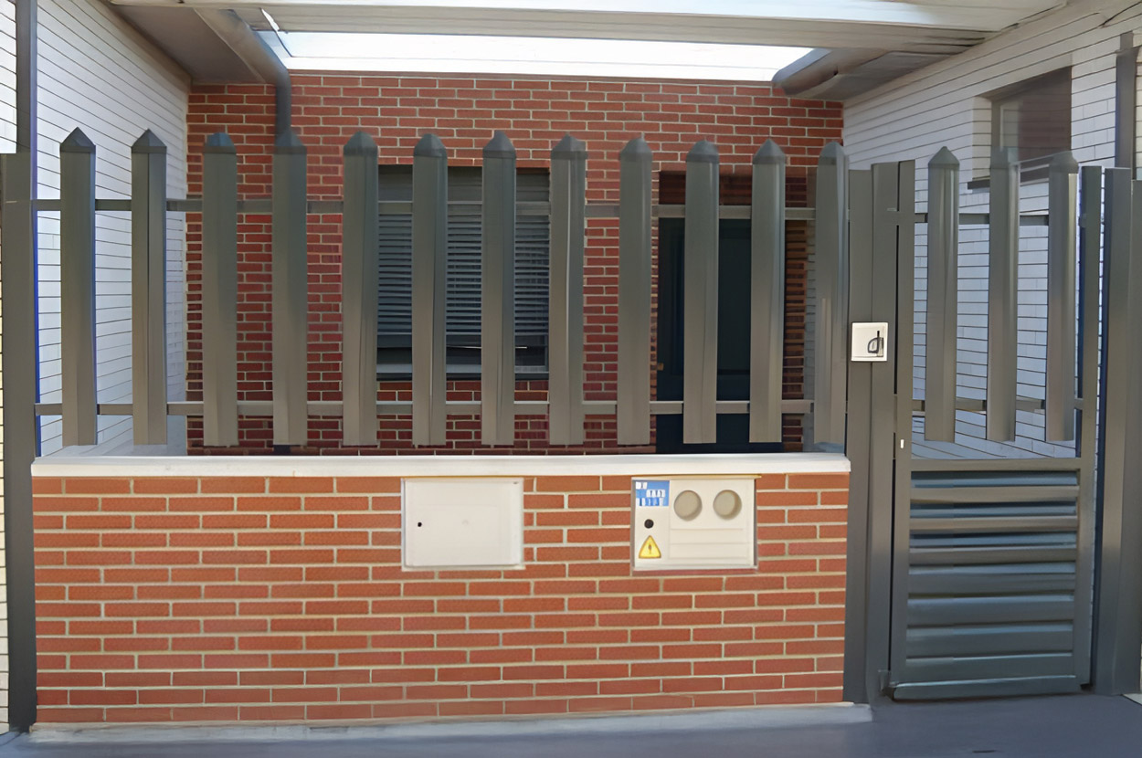 Artisan clôture et portail 40, Artisan clôture et portail 64, Artisan clôture et portail Bayonne, Artisan clôture et portail Hendaye, Artisan clôture et portail Pays basque, Clôture jardin Pays Basque 40, Clôture jardin Pays Basque 64, Clôture jardin Pays Basque Bayonne, Clôture jardin Pays Basque Hendaye, Clôture jardin Pays Basque Pays basque, Installation portail 40, Installation portail 64, Installation portail Bayonne, Installation portail Hendaye, Installation portail Pays basque, Portail sur-mesure Pays Basque 40, Portail sur-mesure Pays Basque 64, Portail sur-mesure Pays Basque Bayonne, Portail sur-mesure Pays Basque Hendaye, Portail sur-mesure Pays Basque Pays basque, Pose clôture 40, Pose clôture 64, Pose clôture Bayonne, Pose clôture Hendaye, Pose clôture Pays basque